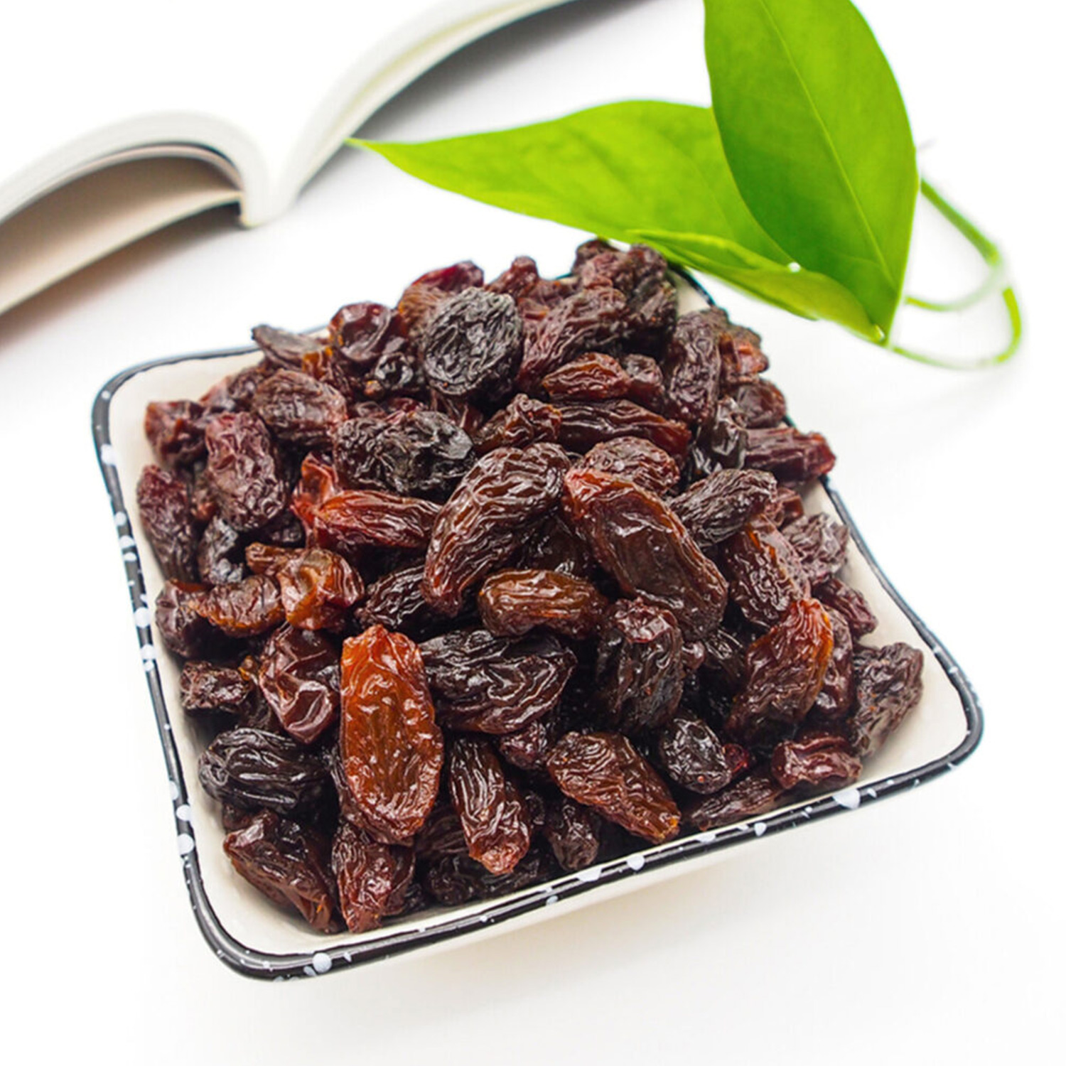 Hanumakkhya Dry Fruits Natural Munakka Dry Fruit- 800GM
